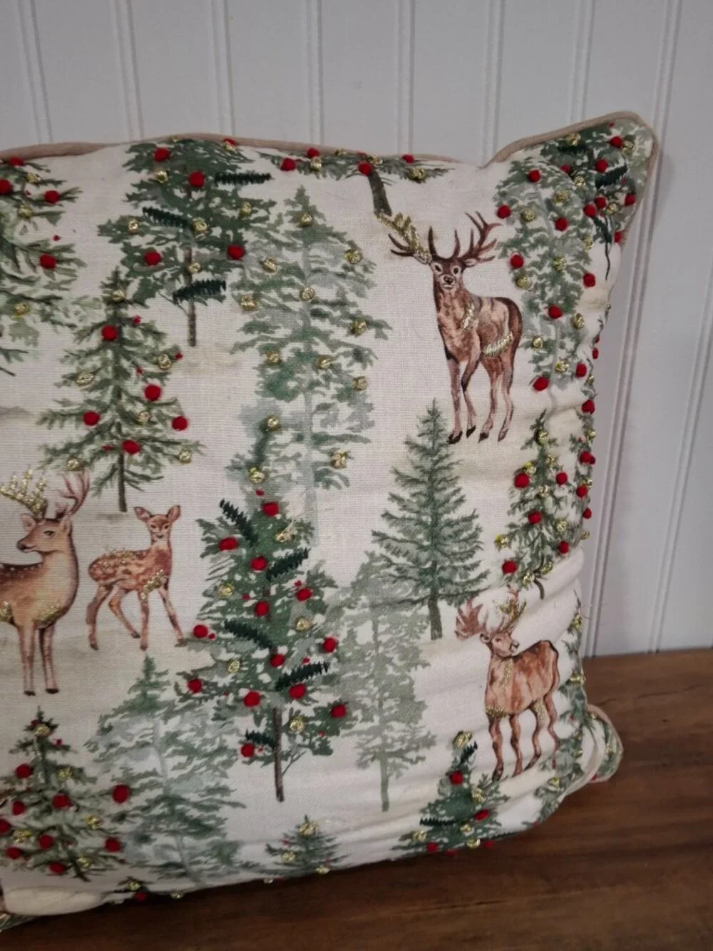 Two Christmas Throw Pillows Winter Snowy Scene Deer 3D Red Green Gold Thread 18
